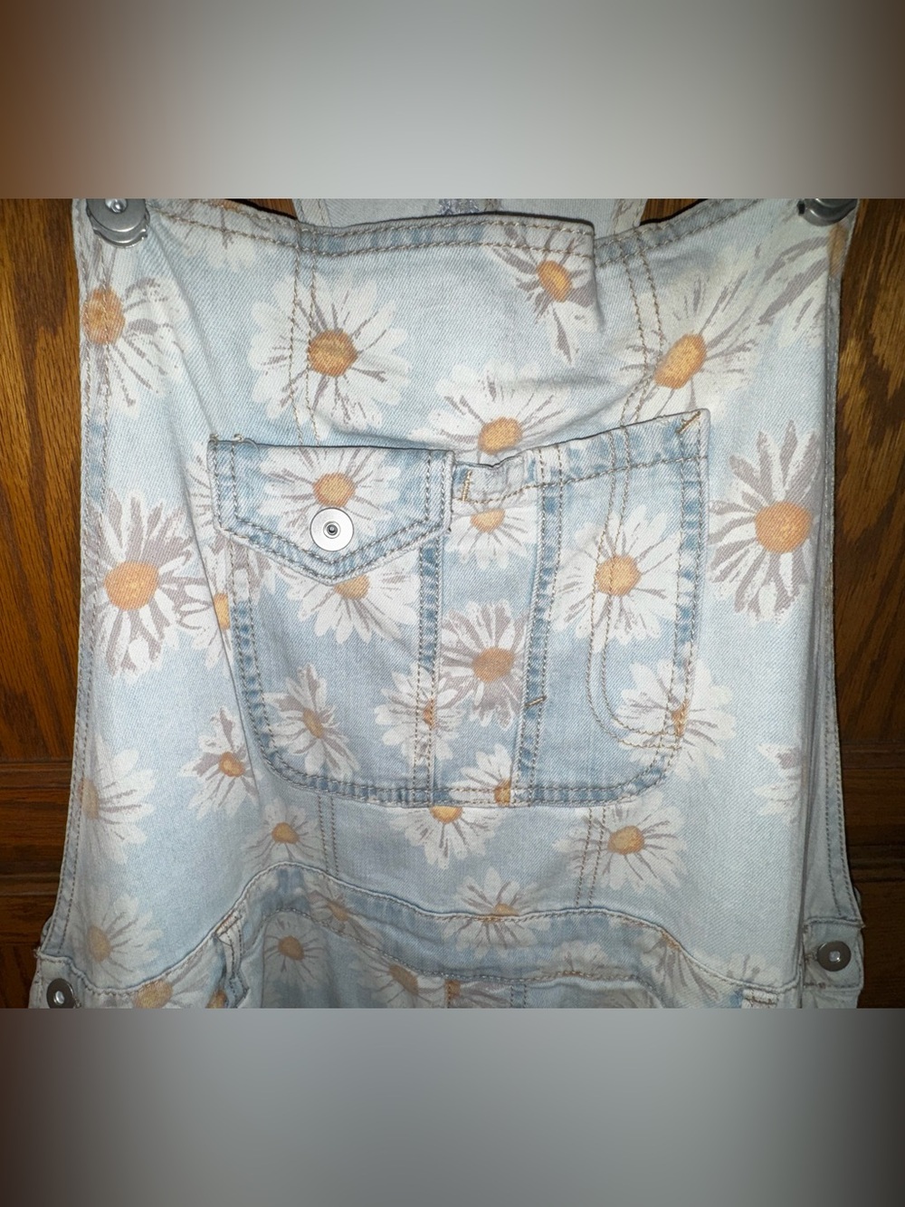 EUC No Boundaries Sunflower Daisies Jean Short Overalls - Size 21 - Picture 2 of 6
